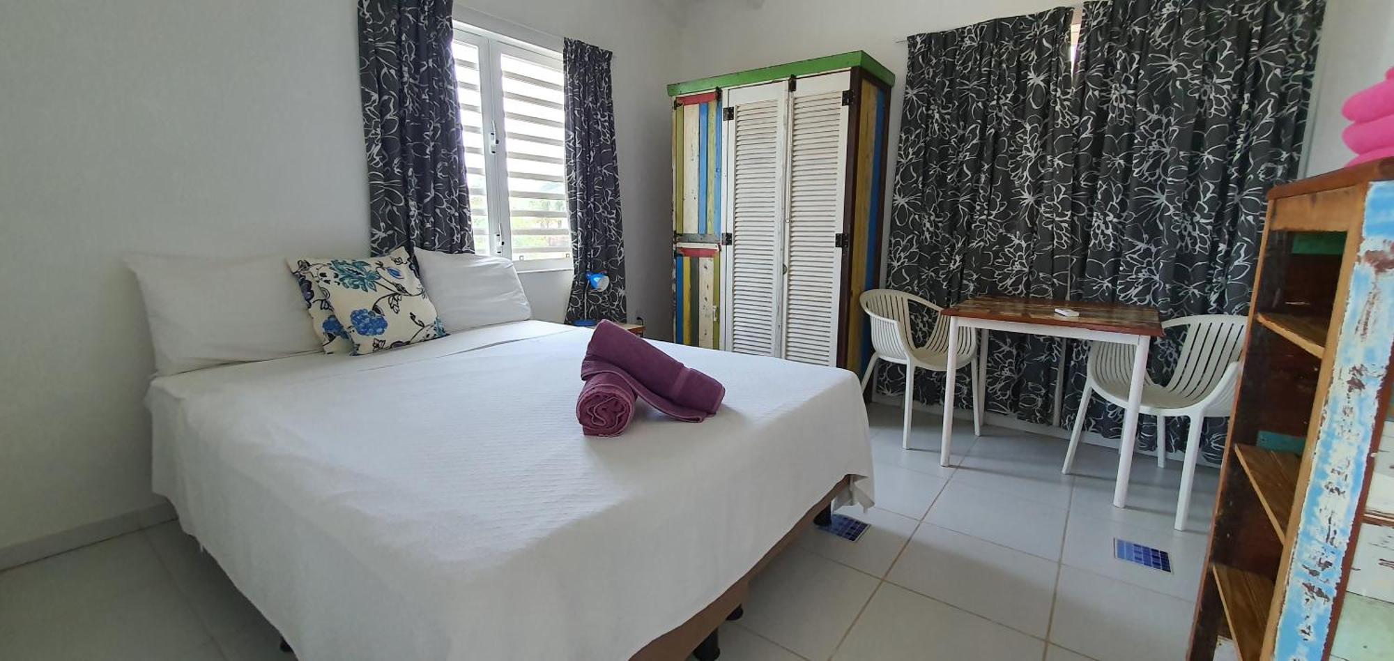 Marazul Dive Resort. 3 Bedroom Seafront House. Dive, Snorkel, Enjoy Amazing Sunsets Westpunt Exterior photo